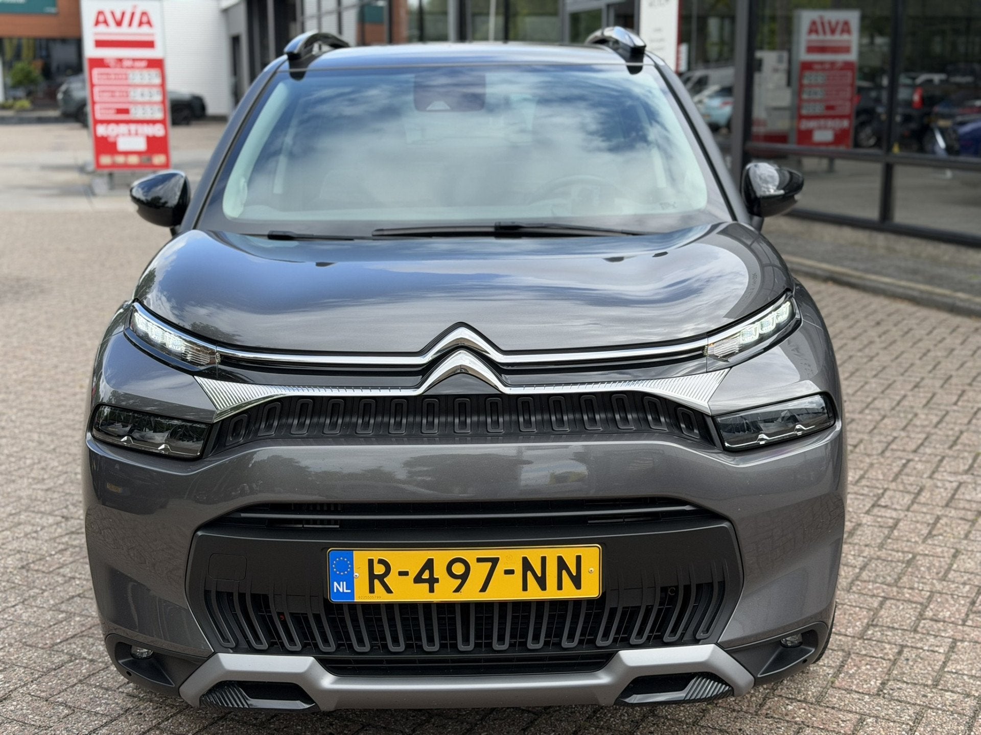Citroën C3 Aircross 110pk S&S Shine Camera|Trekhaak|Headup|, Auto's, Gebruikt, Leder en Stof, Origineel Nederlands, Bedrijf