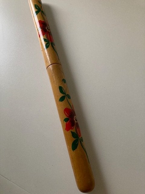 vintage houten breinaaldenkoker kleurige bloem decoratie, Ophalen of Verzenden, Gebruikt, Breien of Haken, Overige typen