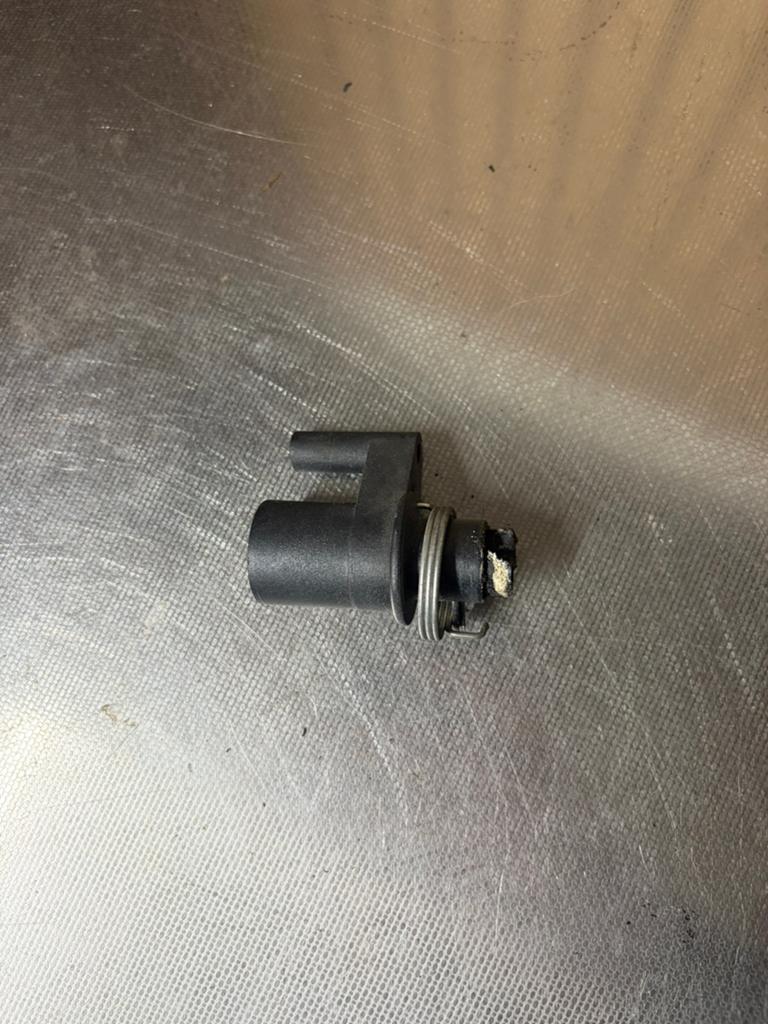 gilera runner achterkap zadel slot, Ophalen