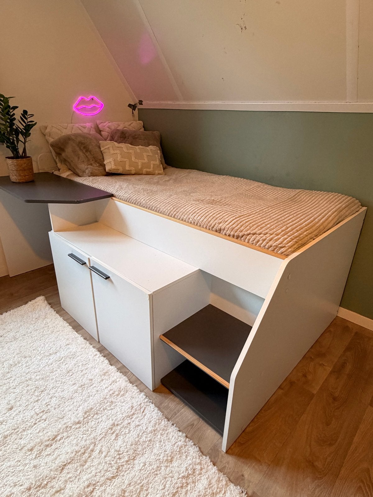Halfhoge hoogslaper met bureautje en opbergruimte, Huis en Inrichting, Ophalen, Gebruikt, 90 cm, Eenpersoons