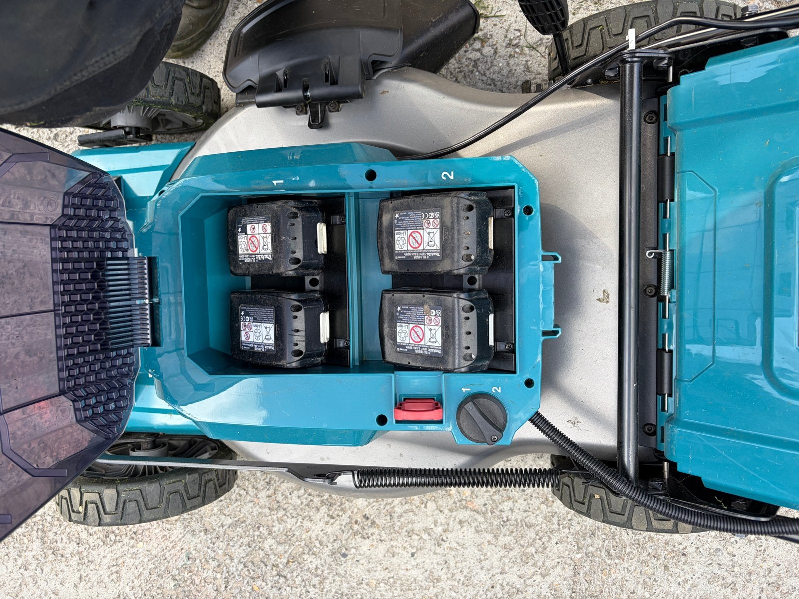 Makita Accu-grasmaaier DLM530 Z.  Zo goed als nieuw, Tuin en Terras, Cirkelmaaier, Accu-grasmaaier, Ophalen of Verzenden, Zo goed als nieuw