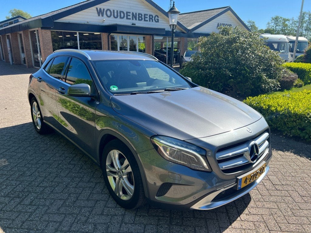 Mercedes-benz GLA-KLASSE GLA 200 Urban, Camera, Auto's, Mercedes-Benz, Bedrijf, GLA, Airbags, Airconditioning, Bluetooth, Boordcomputer