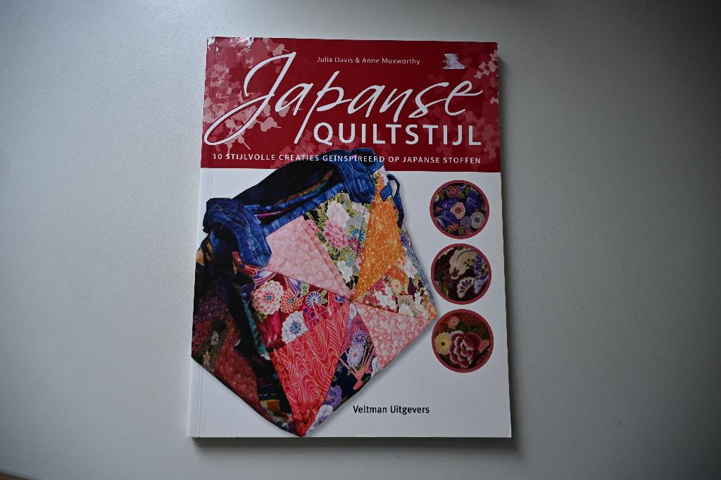 Diverse quiltboeken (2), Boeken, Ophalen, Zo goed als nieuw, Diverse schrijvers, Borduren en Naaien