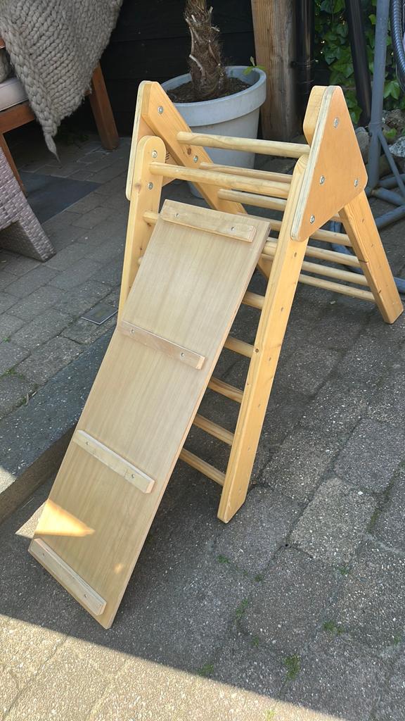 Klimrek met glijbaan, Ophalen, Zo goed als nieuw