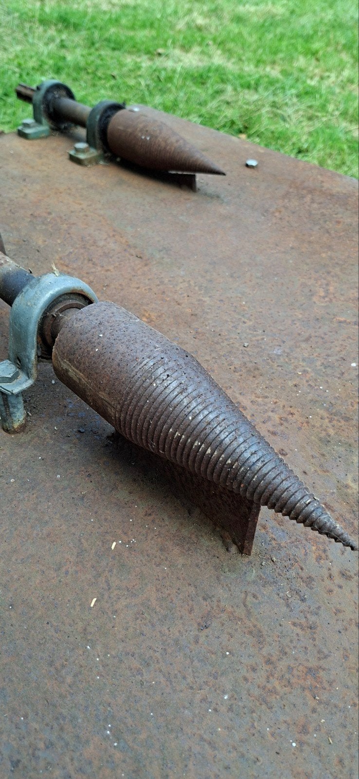 Kloofmachine, kloofboor op aanhanger, Ophalen, Liggend