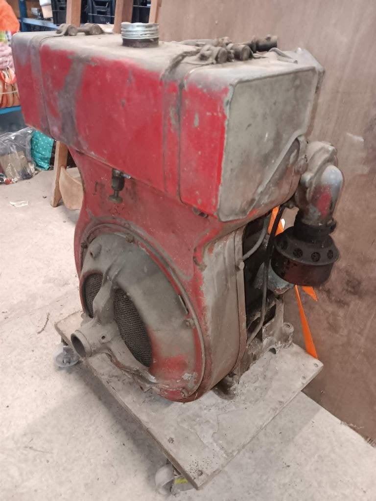 Motor Bernard benzine, Ophalen, Benzinemotor, 1800 rpm of meer