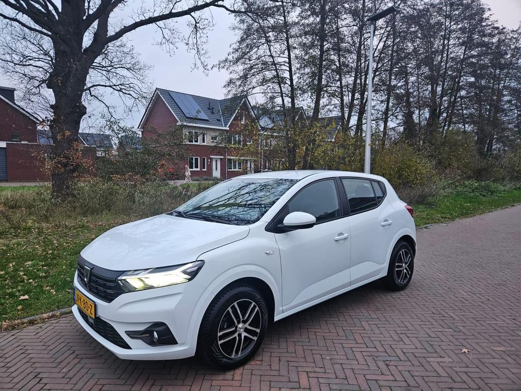 Dacia Sandero 1.0 TCe | BI-FUEL | CARPLAY | LED | Dealer ond, Auto's, Voorwielaandrijving, 100 pk, Wit, 14 km/l