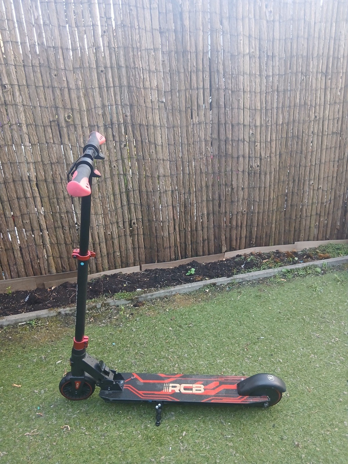 Zo goed als nieuwe elektrische step - Slechts 2x gebruikt!, Ophalen of Verzenden, Zo goed als nieuw, Elektrische step (E-scooter)