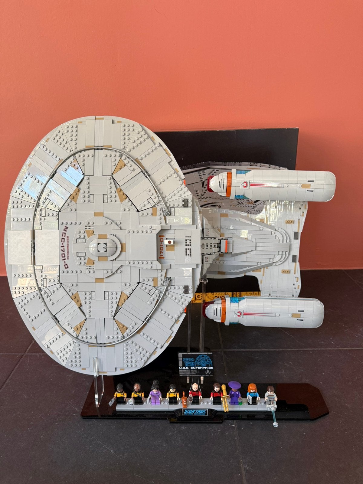 Lego Star Trek U.S.S. Enterprise (10356) + luxe stand!, Gebruikt, Lego, Ophalen of Verzenden, Compleet