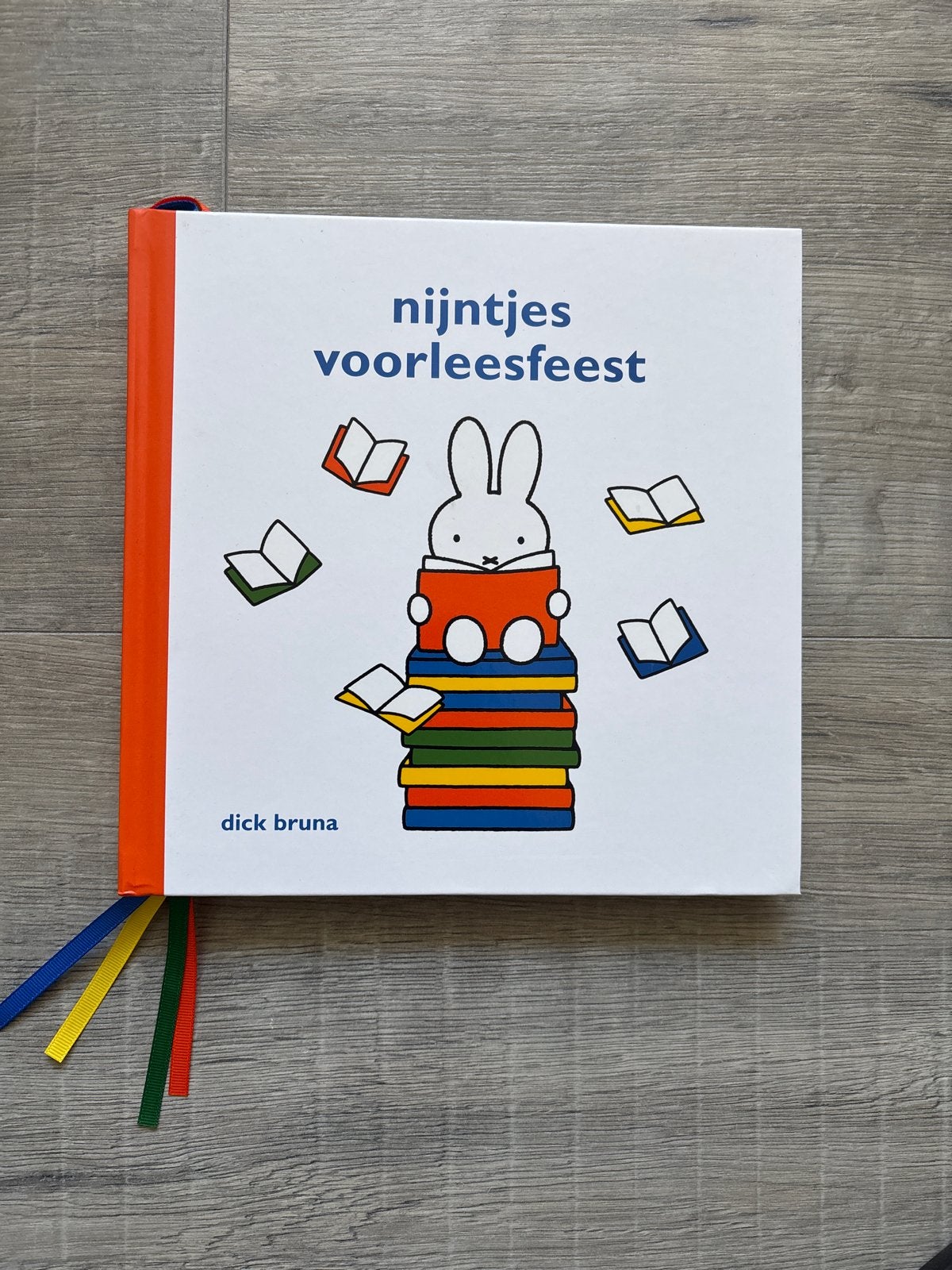 Nijntjes Voorleesfeest - Dick Bruna (Verzamelbundel), Ophalen of Verzenden, Nieuw, 2 tot 3 jaar