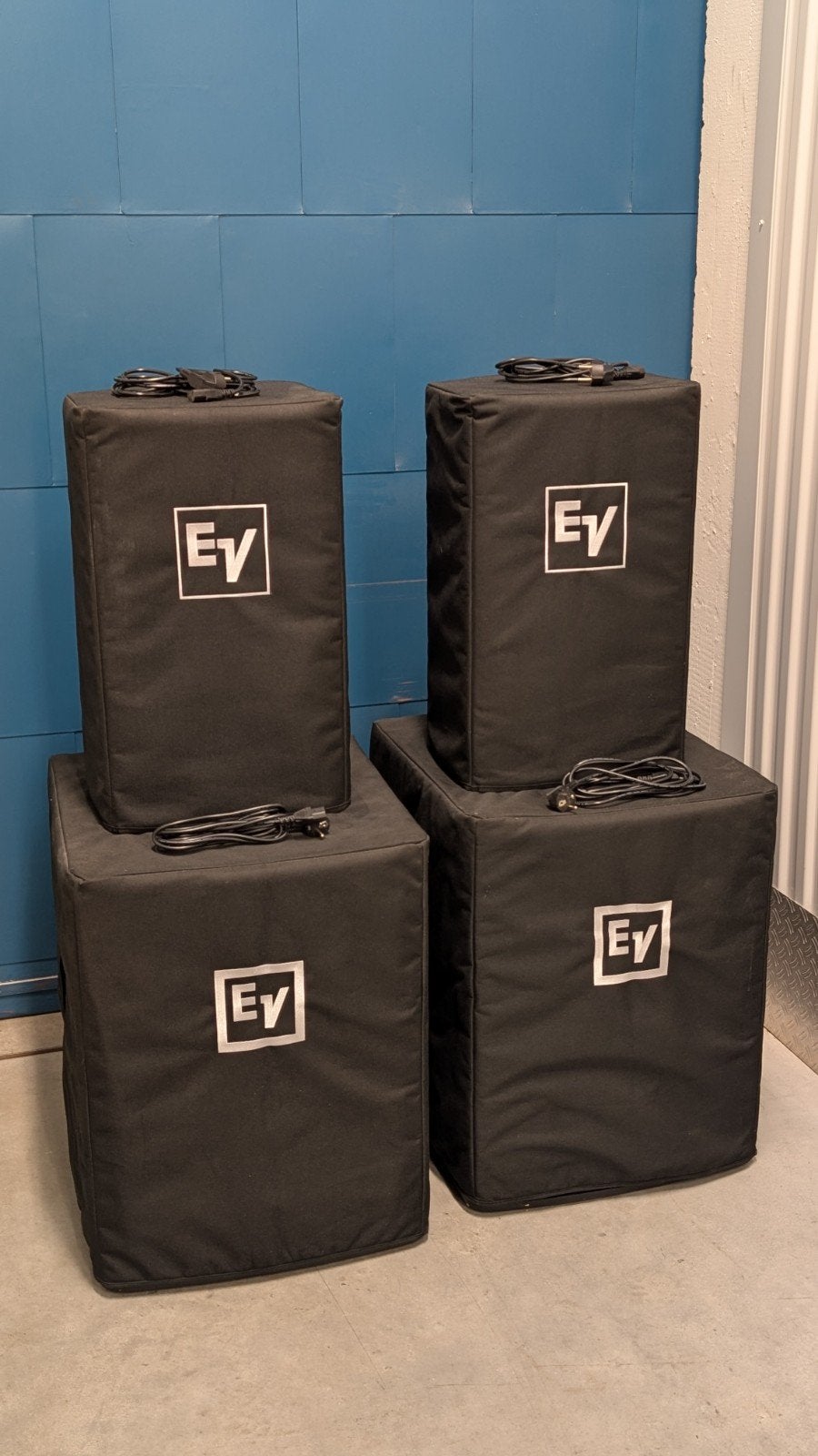 Electro Voice ELX 112P 2x en ELX 118P met hoes en als nieuw, Overige typen, Zo goed als nieuw, Ophalen, 150 watt of meer