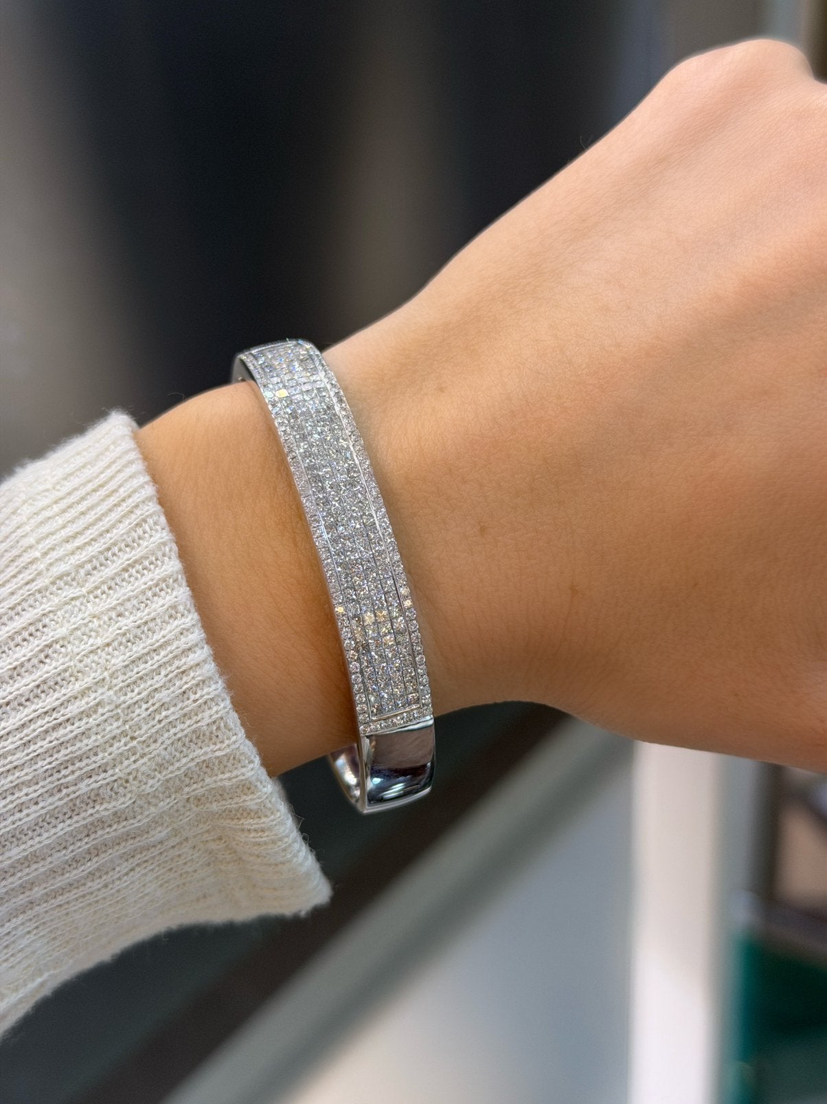 18KT Wit Goud - 38.4 Gram - Armband - Diamanten - Bangle, Ophalen, Nieuw, Goud