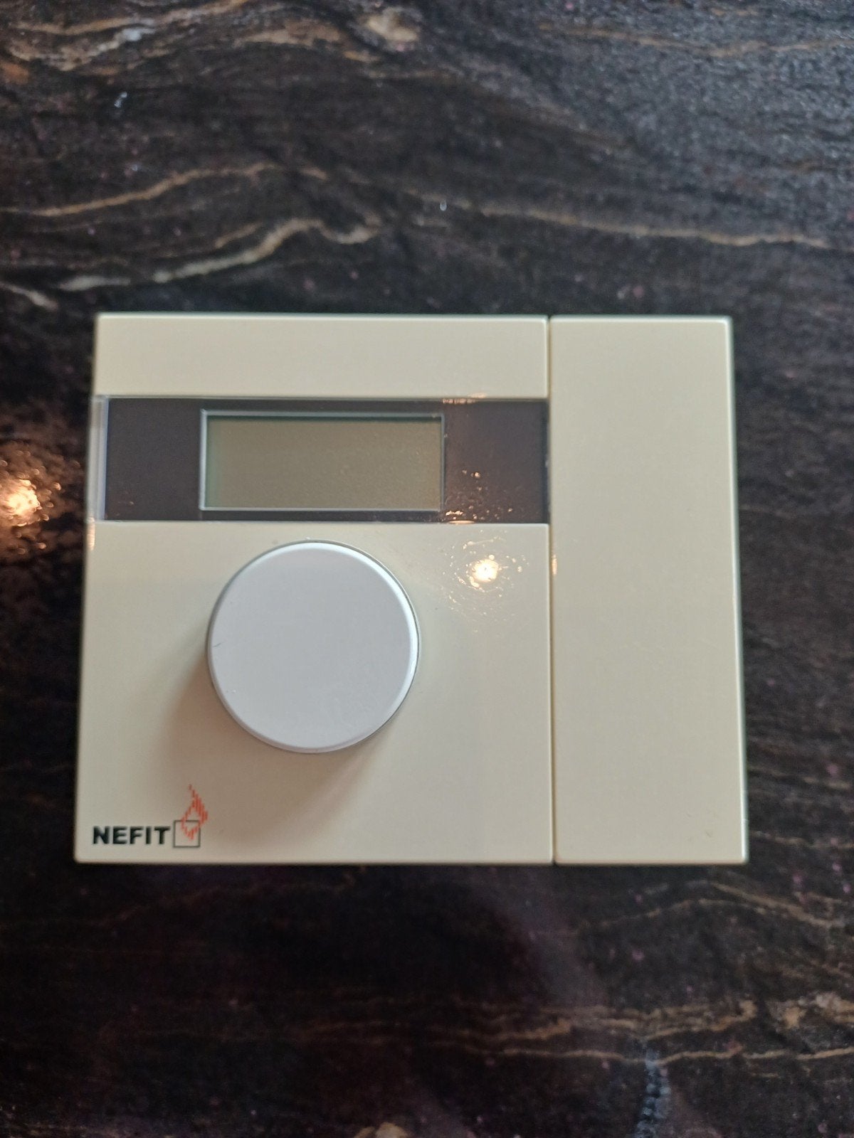 Nefit ModuLine 100 NL EV18310 Thermostaat (iets verkleurd), Doe-het-zelf en Verbouw, Ophalen of Verzenden, Gebruikt