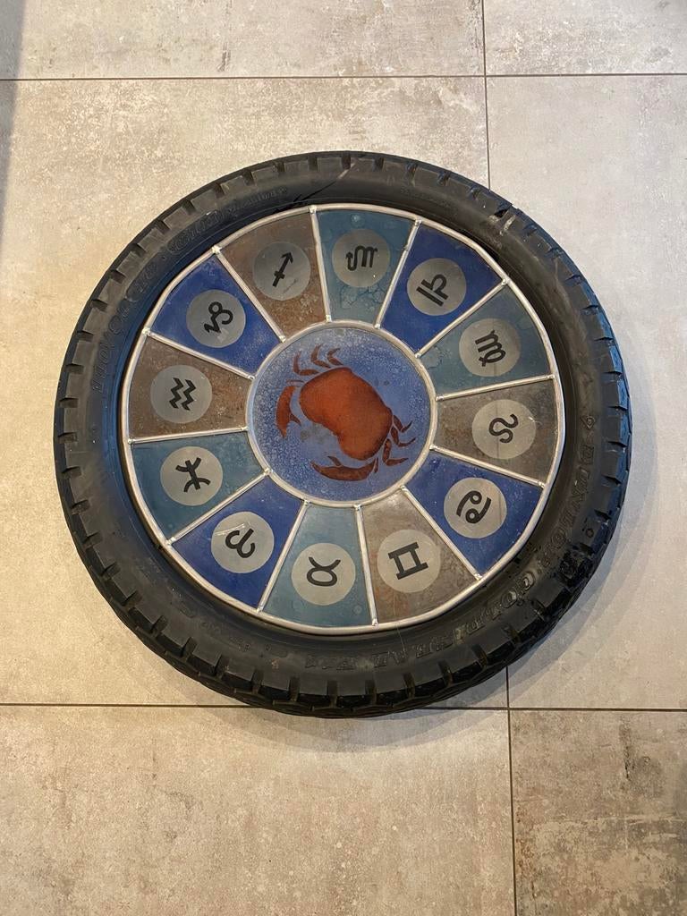 Leuk decoratief item /glas in lood / autoband / sterrenbeeld, Ophalen of Verzenden, Zo goed als nieuw, Rond, Glas