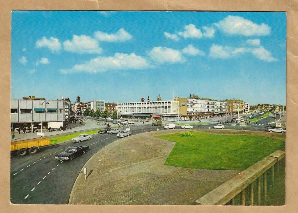 Ansichtkaart. Venlo. Rotonde. Hema. C & A. Vleesstraat., Ophalen of Verzenden, 1960 tot 1980, Ongelopen, Limburg