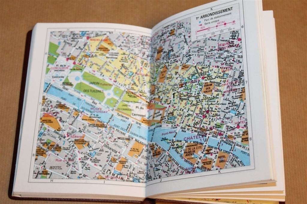 Guide des Rues de Paris — Stratengids & Metrokaarten 1997, Ophalen of Verzenden, Gelezen, 1800 tot 2000, Landkaart