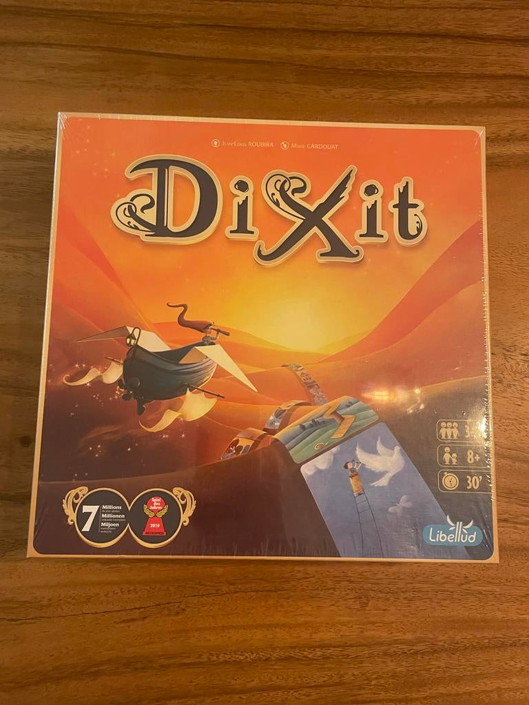 Dixit Gezelschapsspel - Nieuw in Verpakking, Drie of vier spelers, Ophalen of Verzenden, Nieuw