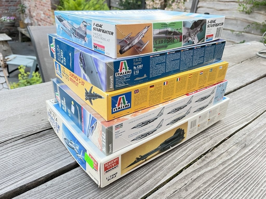5x modelvliegtuig schaal 1:72 en 1:48, Hobby en Vrije tijd, 1:72 tot 1:144, Italeri, Ophalen of Verzenden, Zo goed als nieuw