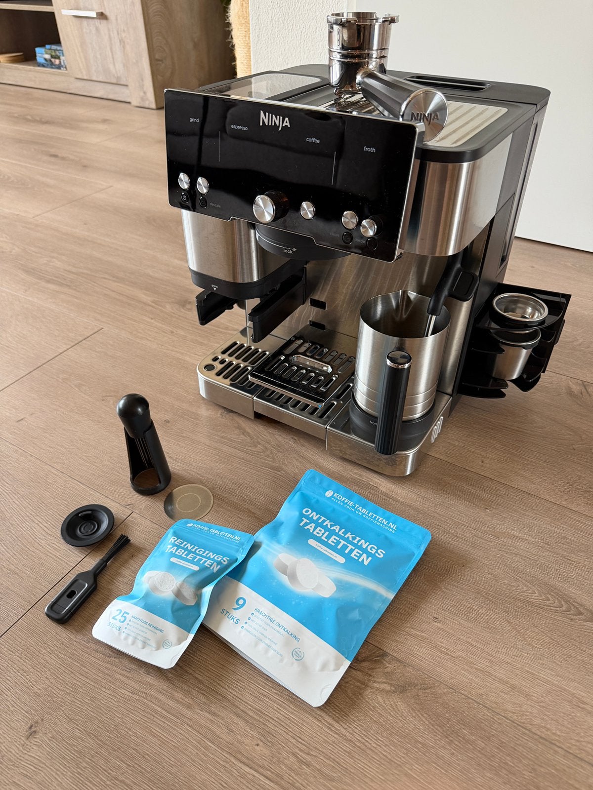 NINJA Luxe Café Essential (ES501EU) - Espresso Machine, Ophalen, Espresso apparaat, Koffiebonen, Zo goed als nieuw