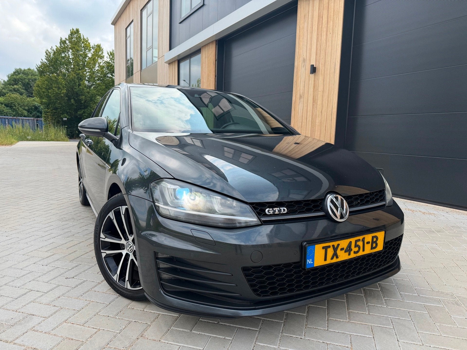 Volkswagen Golf 2.0 TDI GTD 184PK (bj 2014) DSG XENON|NAVI|A, Gebruikt, Euro 6, 4 cilinders, Alcantara
