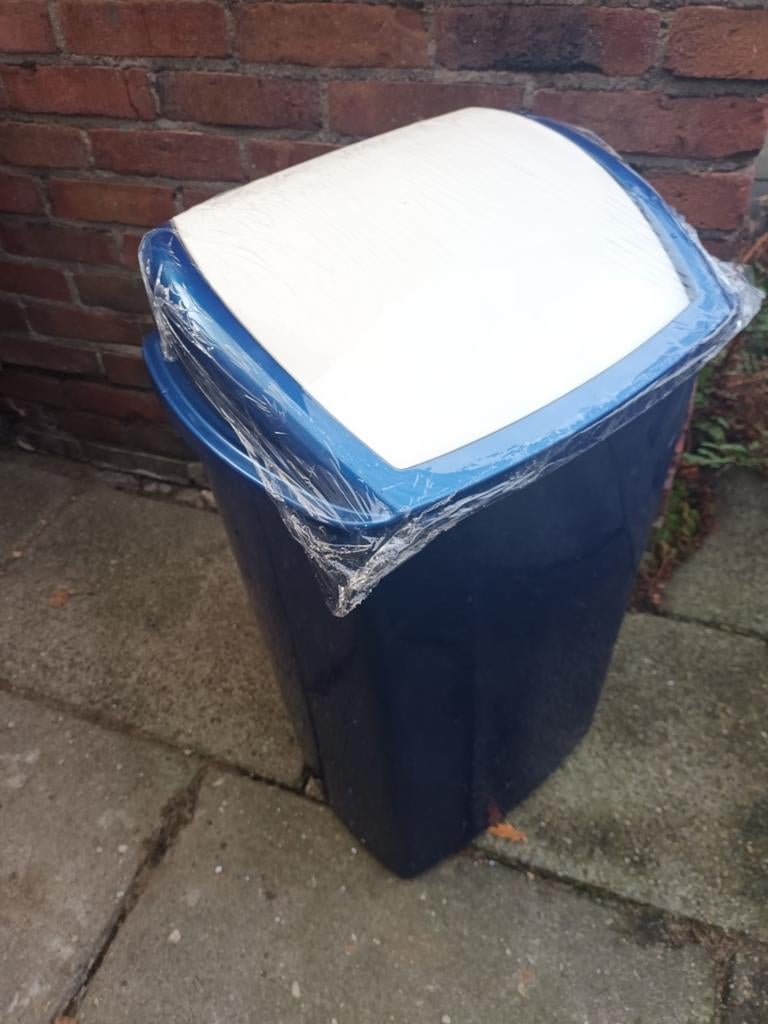 Nieuwe prullenbak met klepje, 60x40x3cm, of opslagruimte, Ophalen of Verzenden