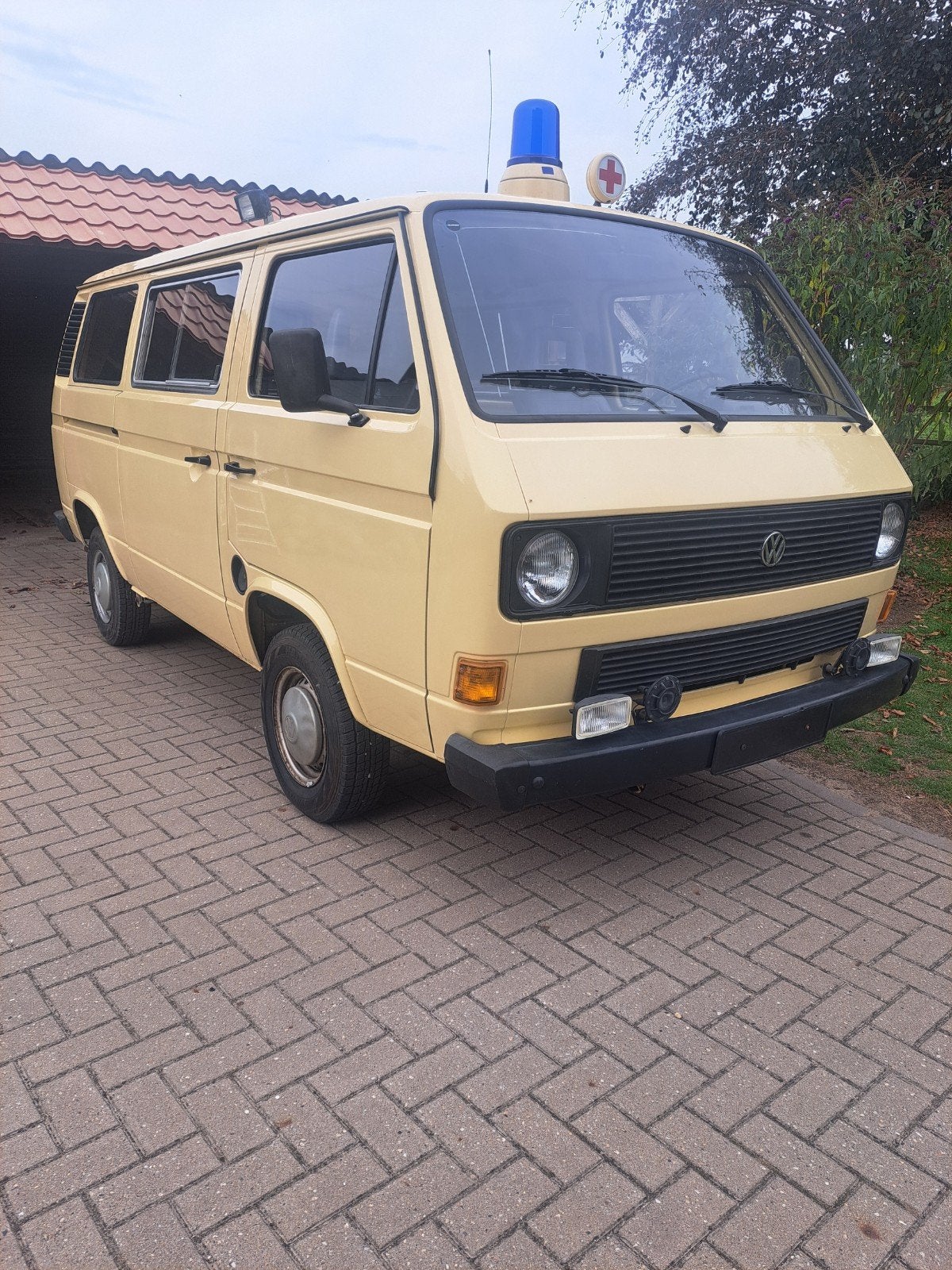 T3 vw bus transporter DRK BRK, Auto's, Volkswagen, Achterwielaandrijving, Handgeschakeld, Grijs, Particulier