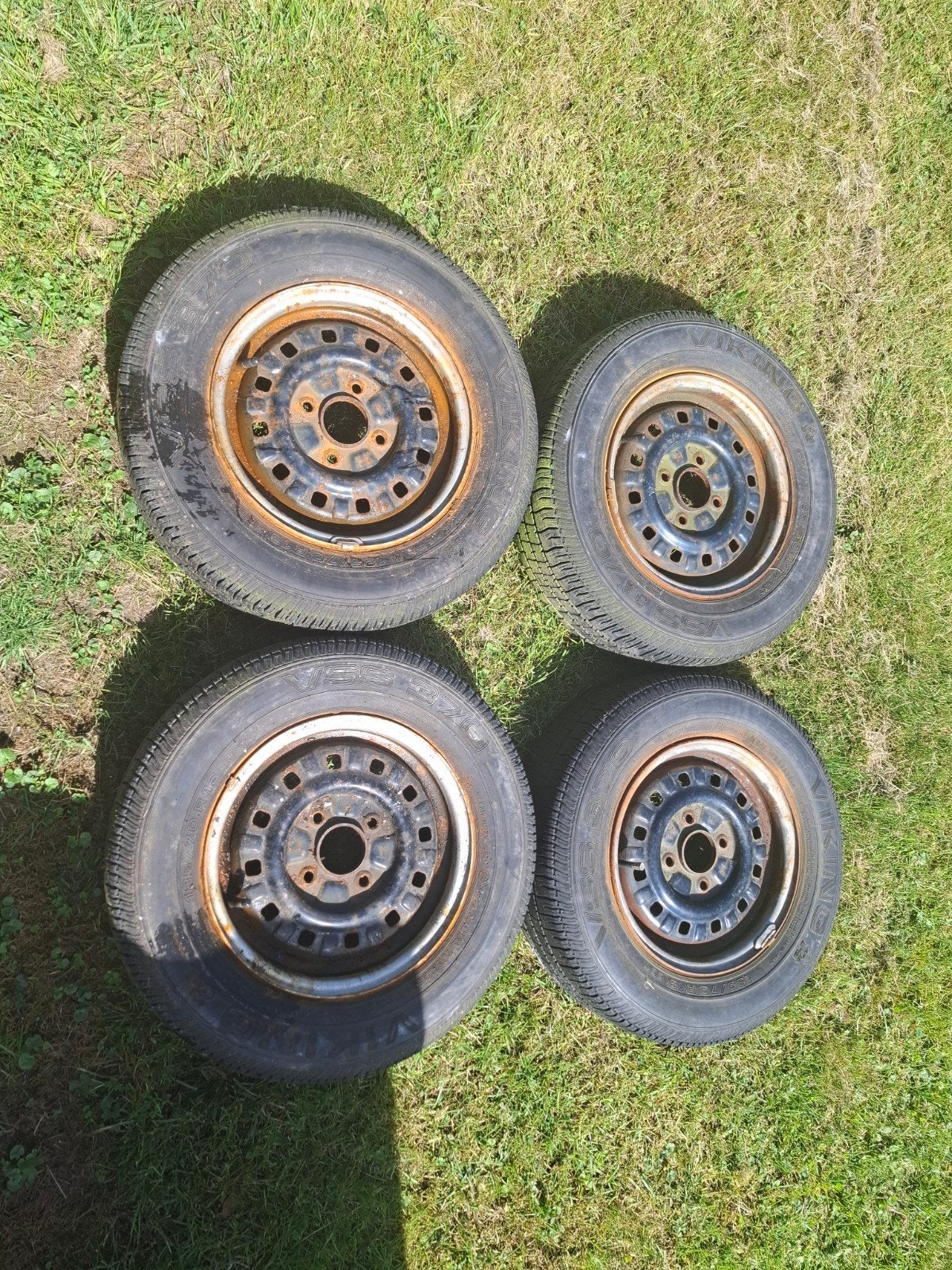 Ford sierra mk1 velgen  / wieldoppen, Auto diversen, Wieldoppen, Ophalen, Gebruikt