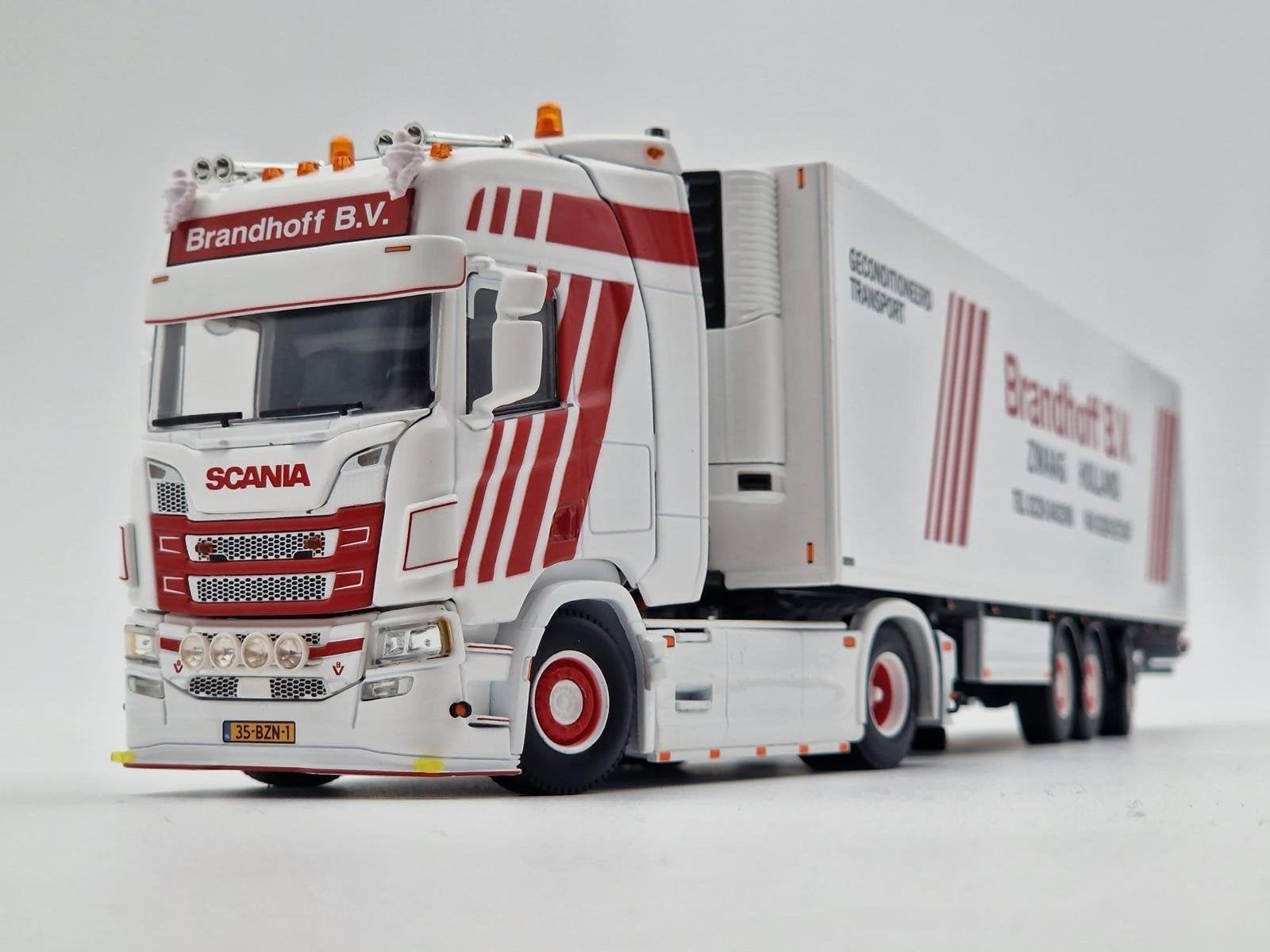 WSI Models Scania R590 Brandhoff B.V., Overige merken, Verzenden, 1:32 tot 1:50, Zo goed als nieuw