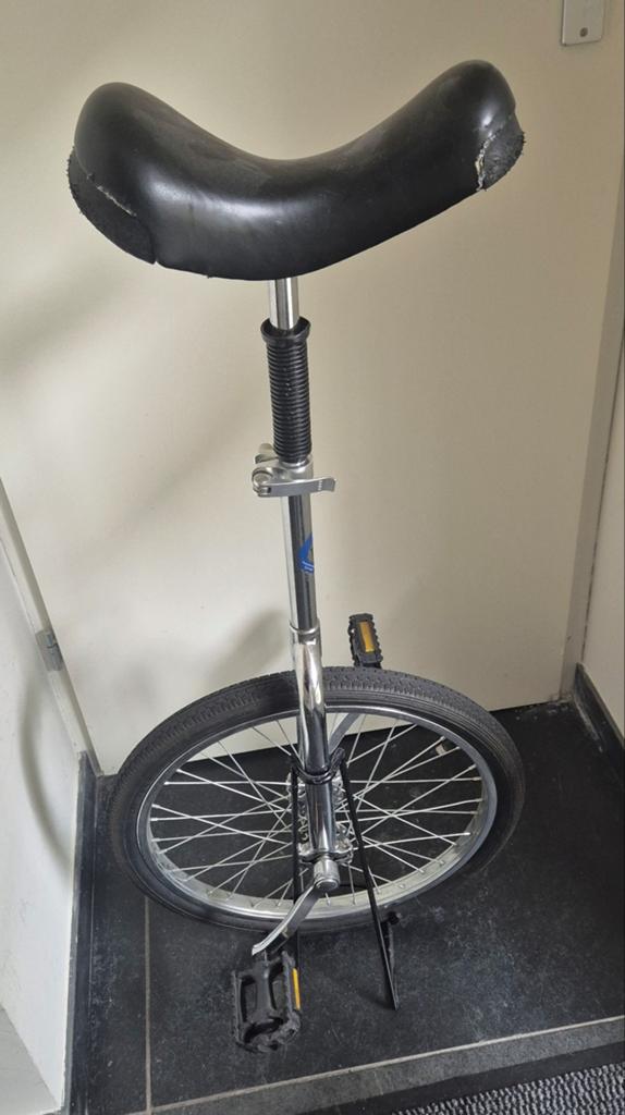 Eenwiel fiets eenwieler, Ophalen, Gebruikt