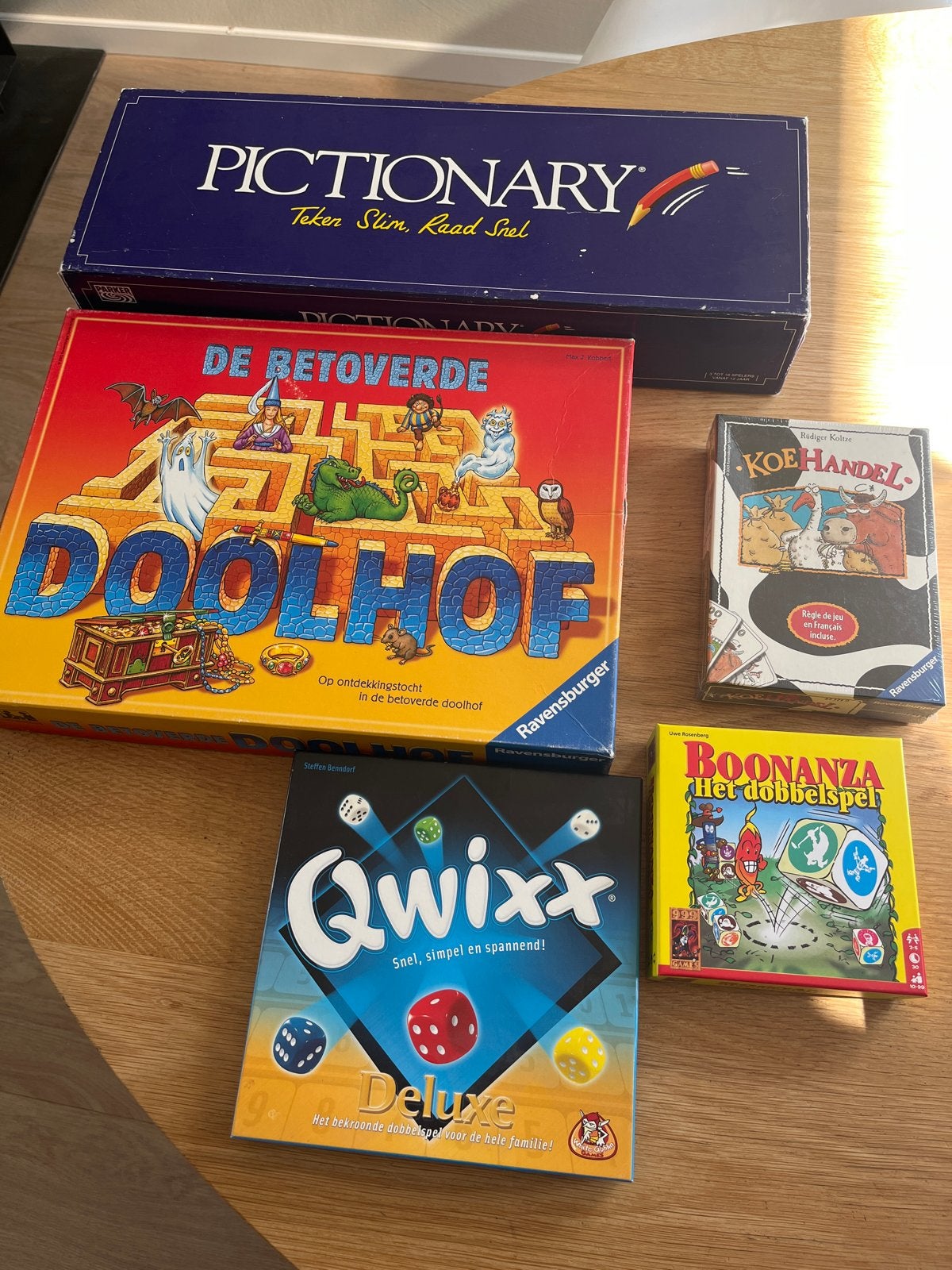 Diverse bordspellen: Pictionary, Doolhof, Koehandel,, Drie of vier spelers, Ophalen of Verzenden, Zo goed als nieuw
