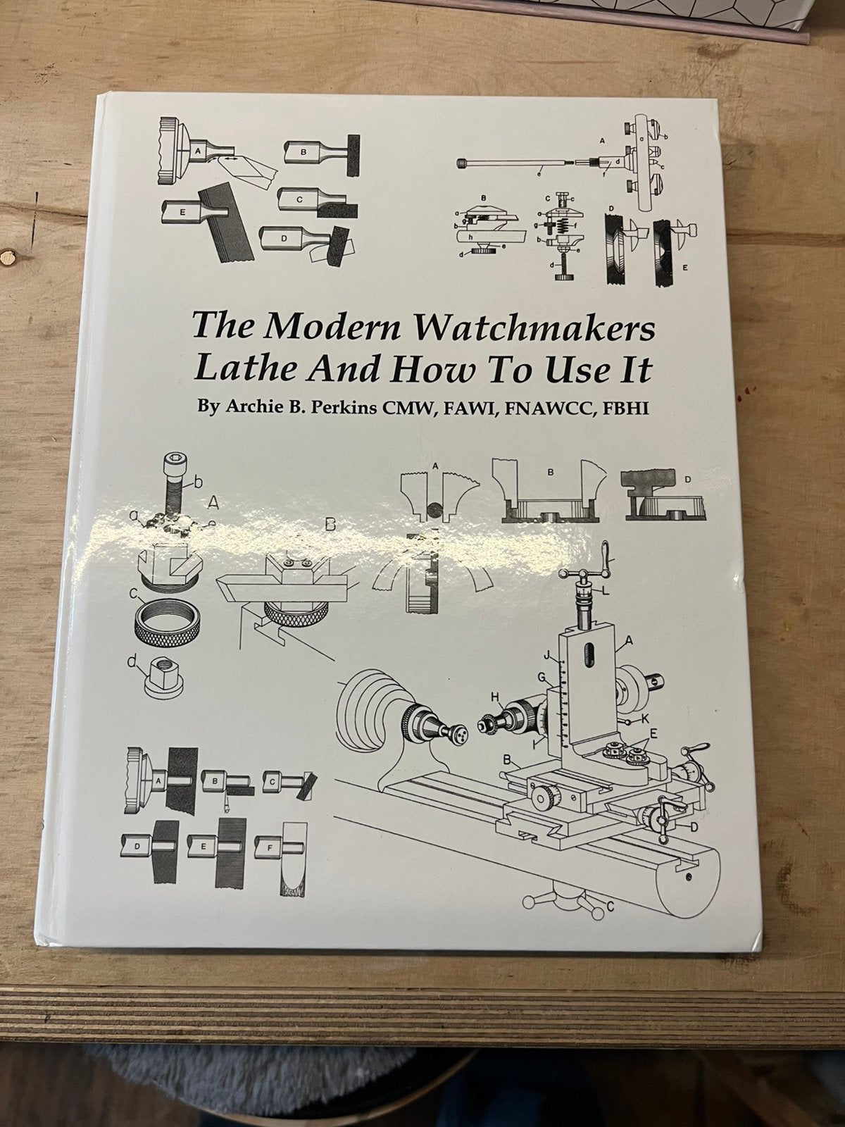 Boek: the modern watchmakers lathe and how to use it, Ophalen of Verzenden, Nieuw, Overige onderwerpen