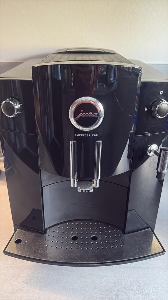Jura Impressa C60 Koffiemachine - Recent onderhoud gehad, Gebruikt, Koffiemachine, Afneembaar waterreservoir, Koffiebonen