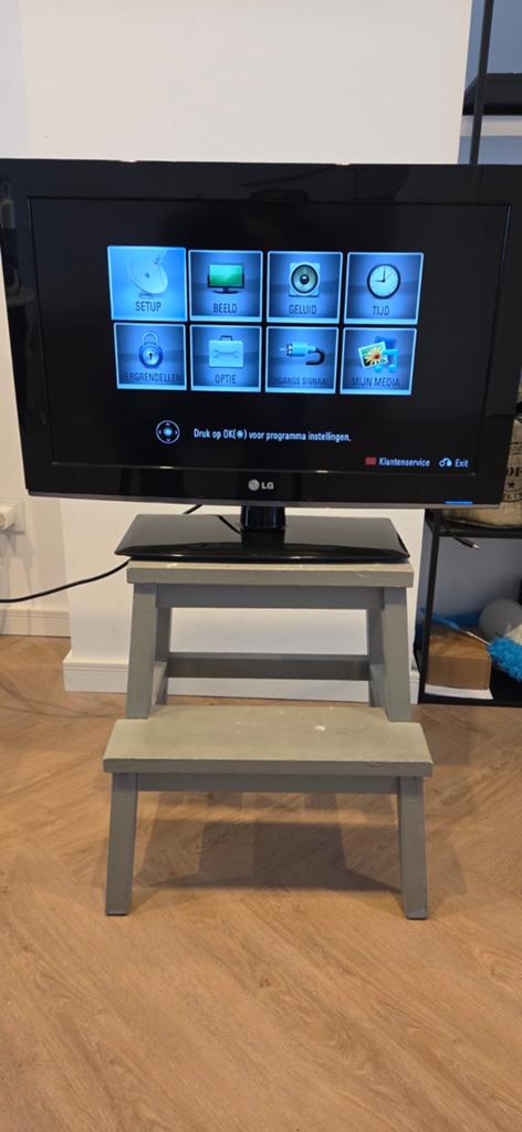 LG 26LK330 LCD TV - 66 cm (26 inch) MOET VANDAAG WEG!!!, Audio, Tv en Foto, Televisies, Ophalen, Gebruikt, 50 Hz, LG