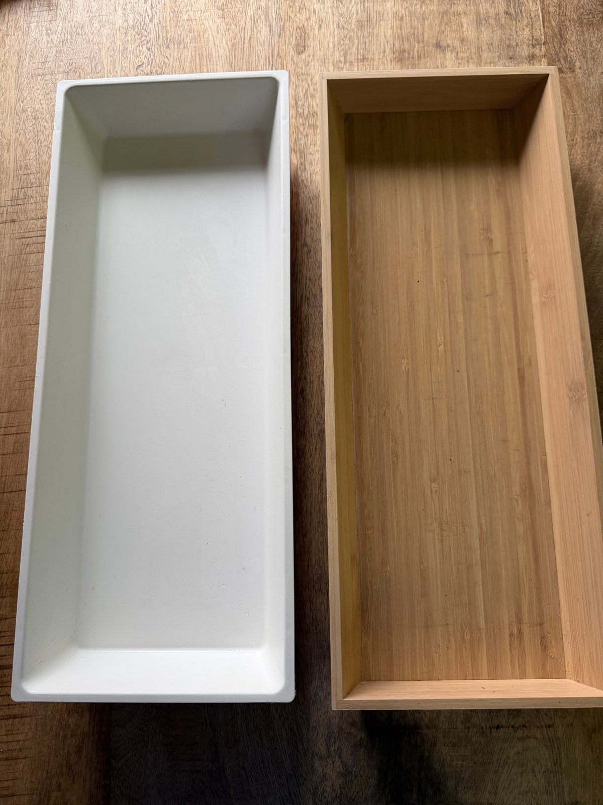 2 IKEA UPPdatera bestekbakken 20x50cm (wit & hout), Gebruikt, IKEA, Kunststof, Ophalen of Verzenden