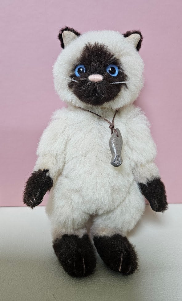 Charlie bears beer kat Claws Ragdoll siamees Minimo, Verzamelen, Ophalen of Verzenden, Zo goed als nieuw, Hond of Kat, Overige typen