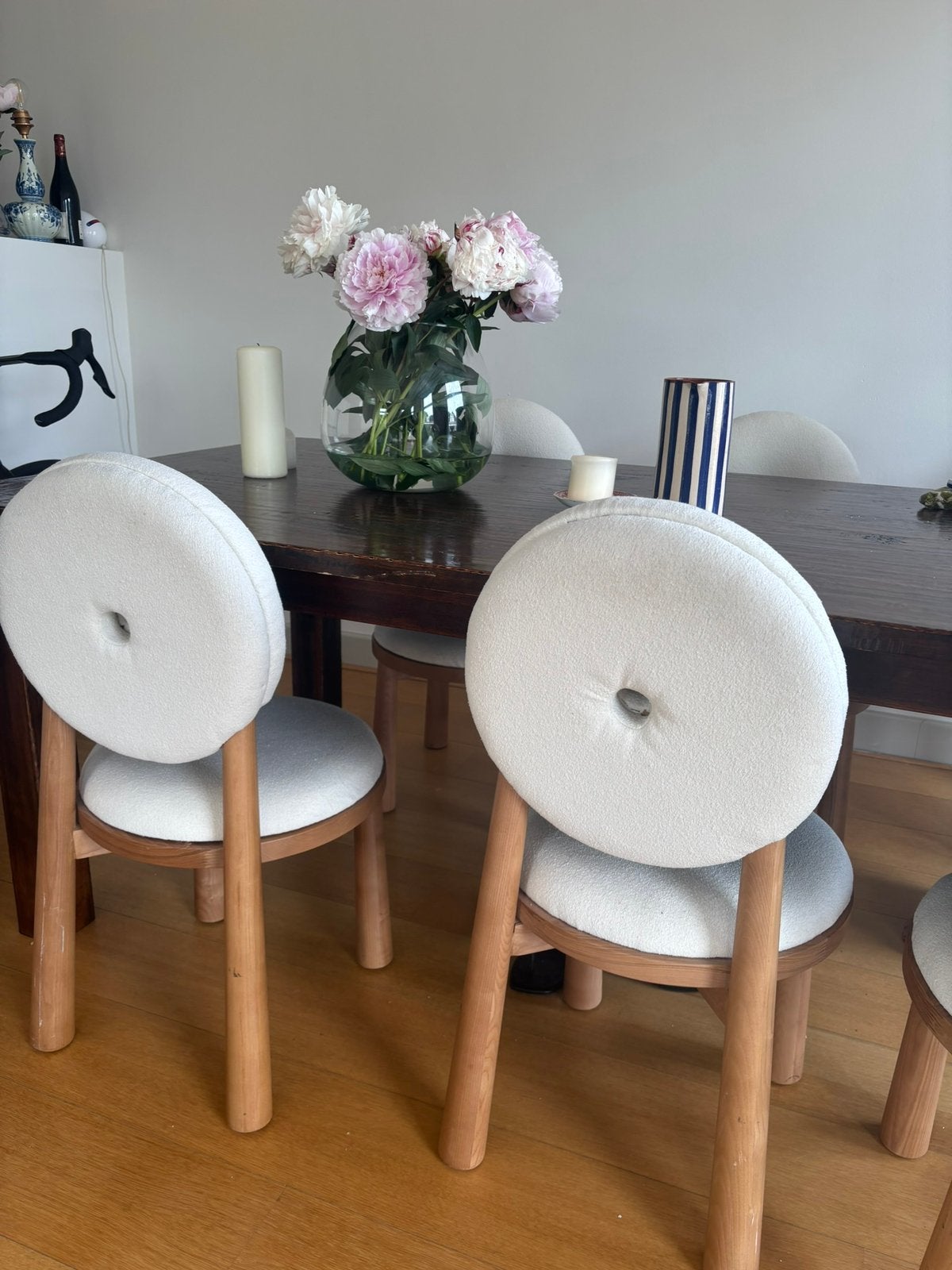 Evelyn Donut Dining Chair, Boucle (6 stuks), Ophalen of Verzenden, Zo goed als nieuw, Grijs, Vijf, Zes of meer stoelen