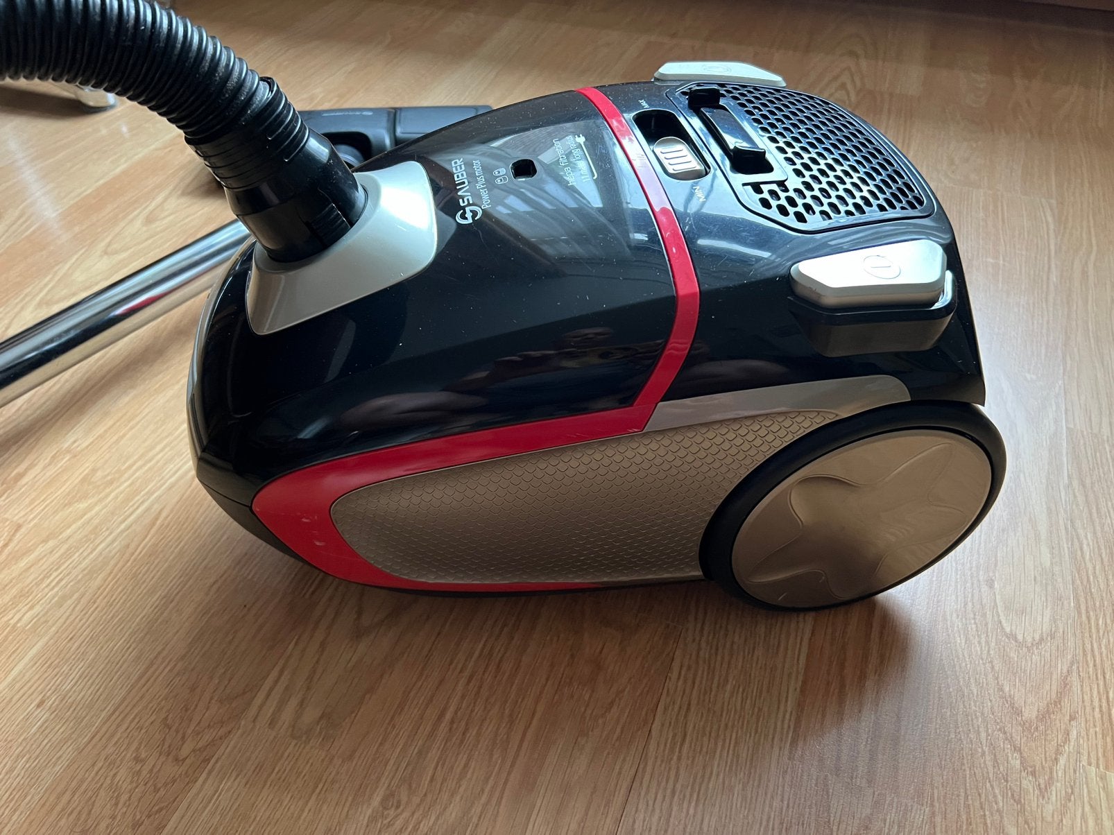 Stofzuiger te koop, Witgoed en Apparatuur, Stofzuigers, Ophalen of Verzenden, Zo goed als nieuw