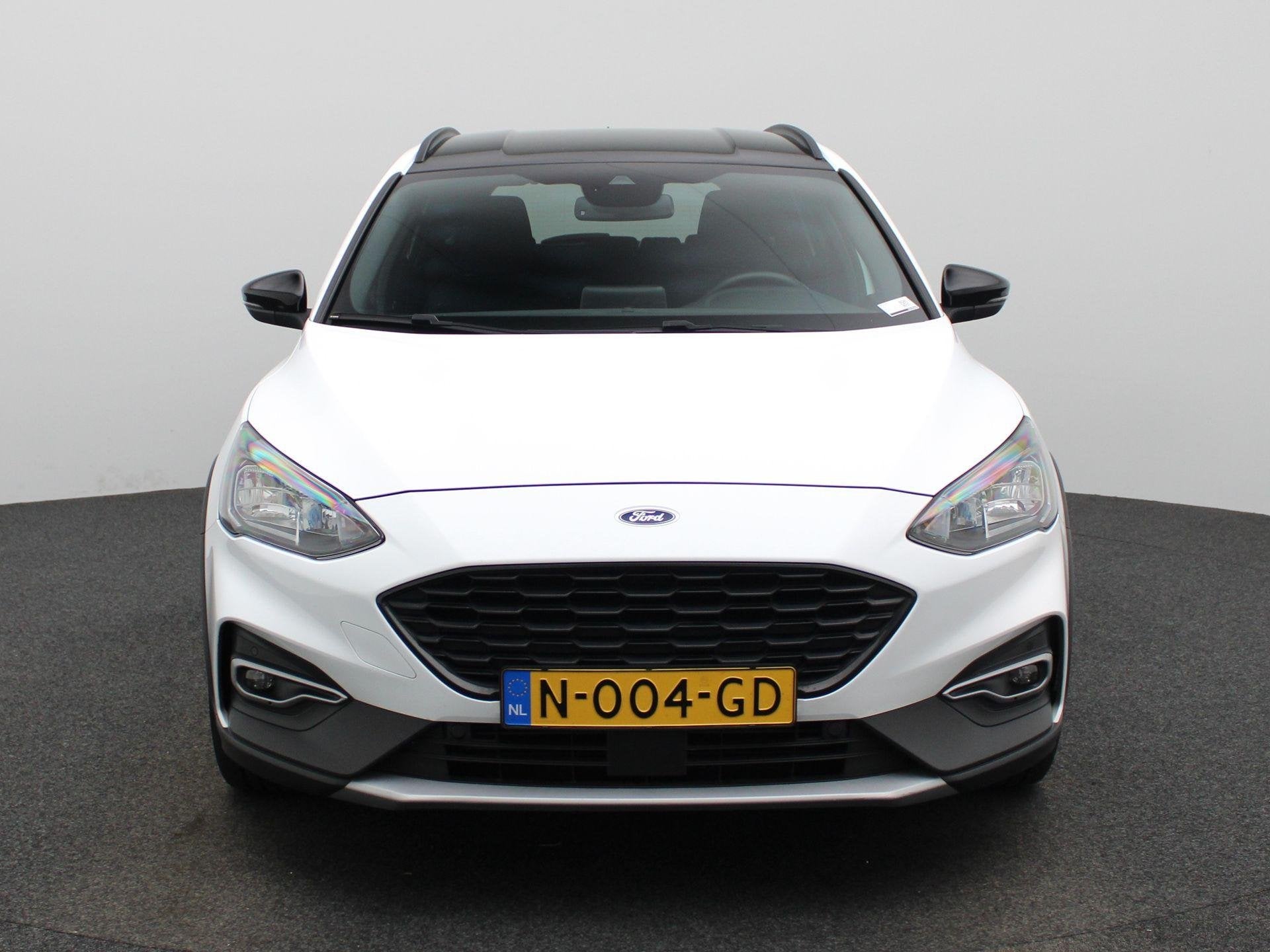 Ford Focus Wagon 1.0 EcoBoost Hybrid Active X Business | Ele, Auto's, 12 maanden, Gebruikt, Euro 6, Wit