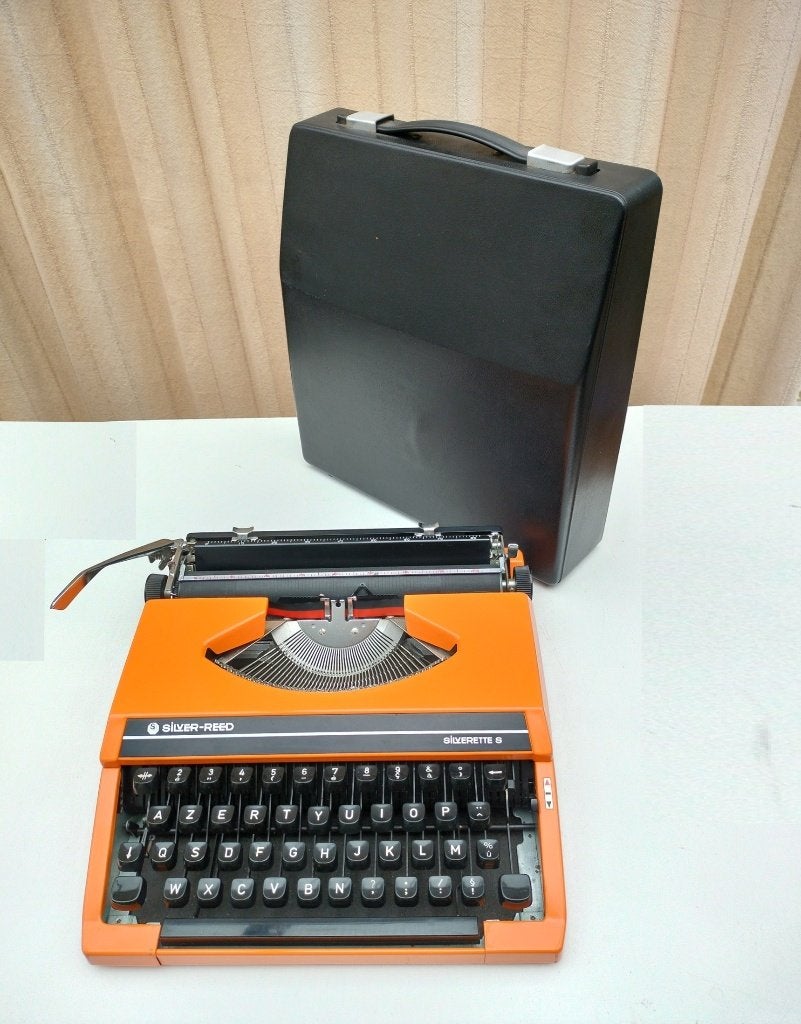 Typemachine SILVER-REED SILVERETTE. 1979. Oranje. AZERTY, Ophalen of Verzenden, Gebruikt