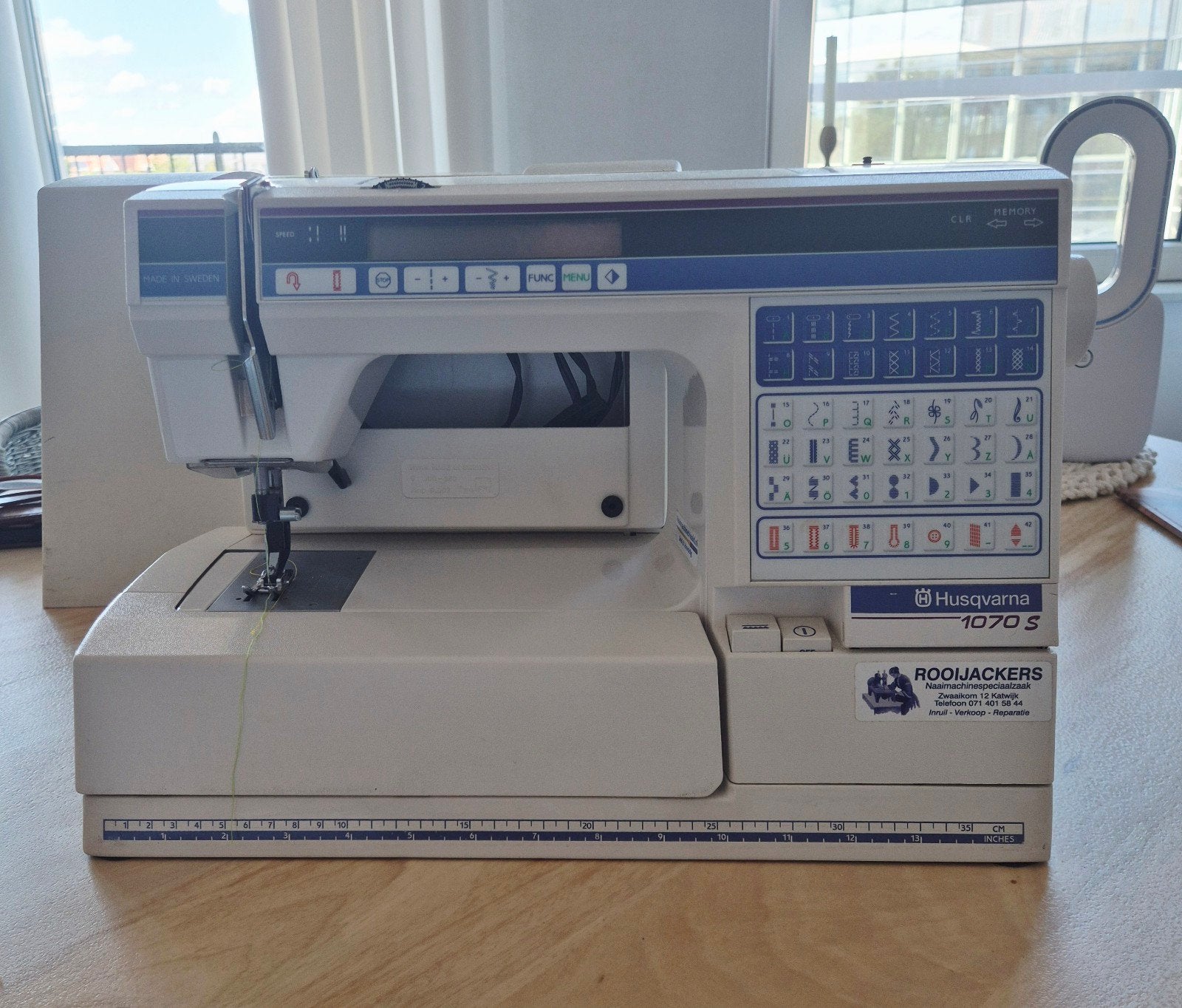 Naaimachine Husqvarna 1070 S, Hobby en Vrije tijd, Naaimachines en Toebehoren, Ophalen, Industrieel, Husqvarna, Naaimachine