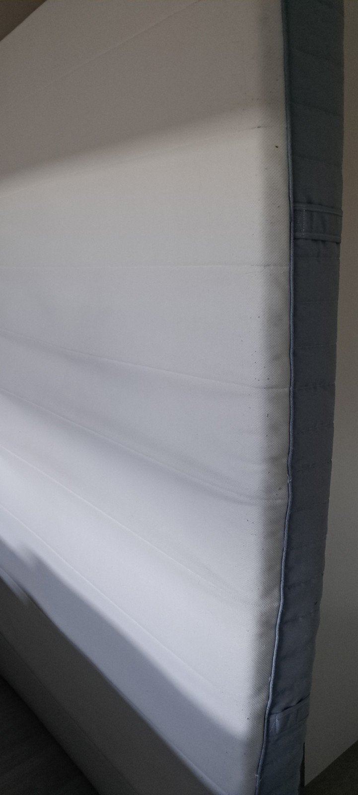 IKEA Vesteröy matras 140x200 - 2,5 jaar oud, Ophalen of Verzenden