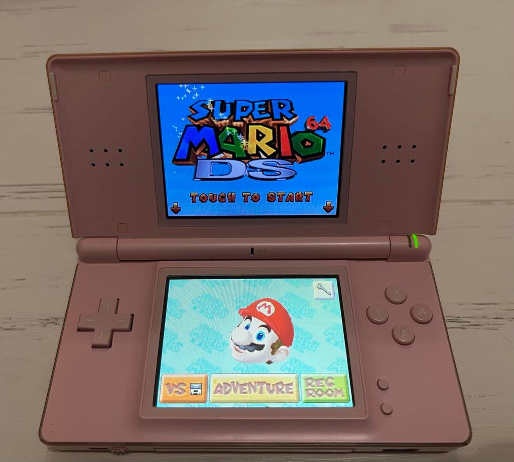 Nintendo DS Lite Pink, Roze - Zeer Goede Staat, Spelcomputers en Games, Ophalen of Verzenden, Zo goed als nieuw