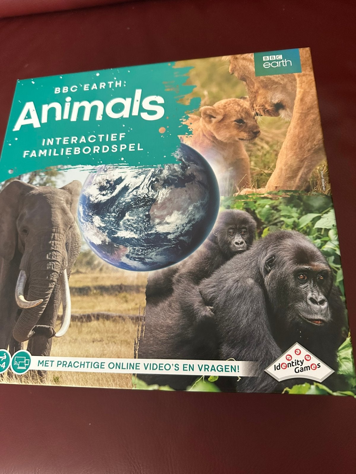 BBC Earth: Animals Interactief Familie Bordspel, Drie of vier spelers, Ophalen of Verzenden, Nieuw
