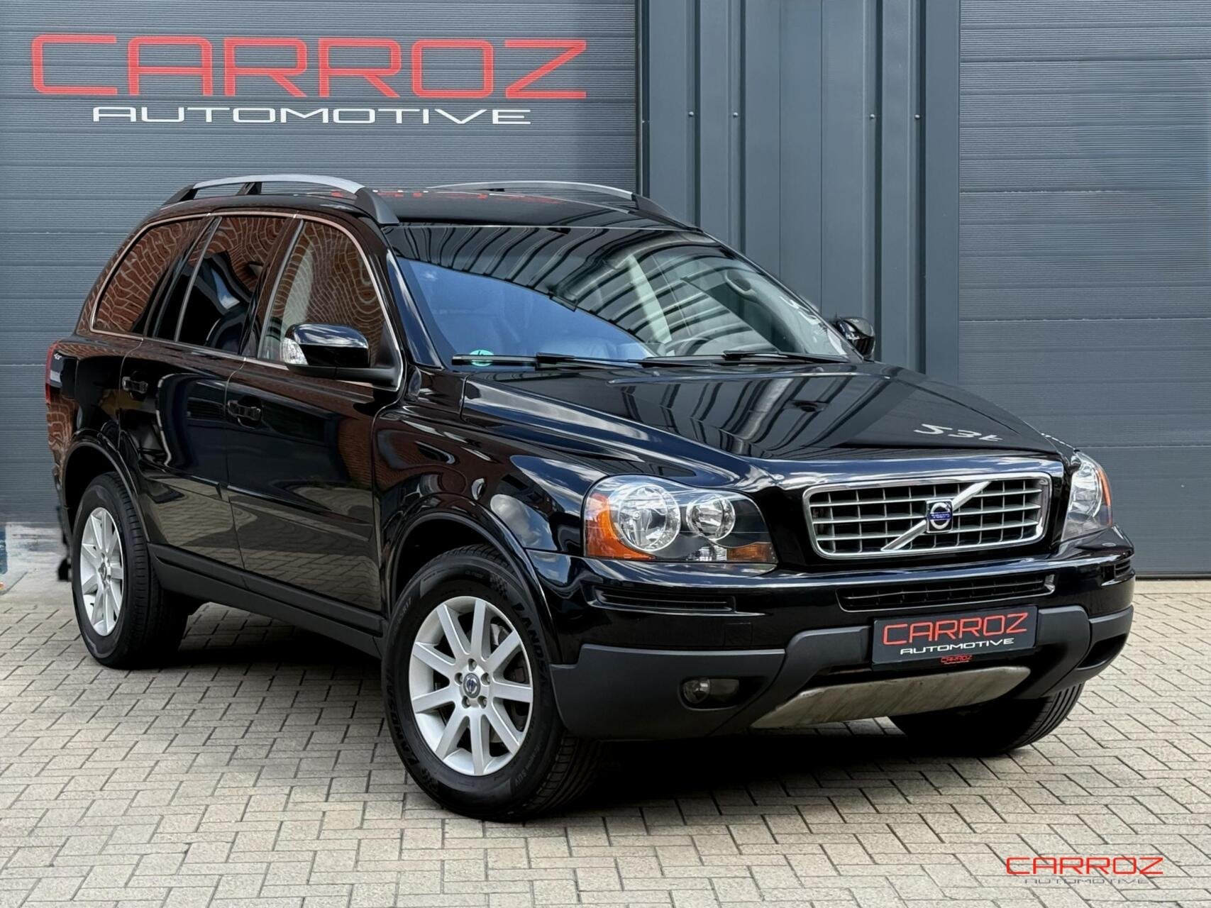 Volvo XC90 2.5 T 7 Pers. Youngtimer Navi Cruise Trekhaak, Auto's, Gebruikt, Zwart, 1991 kg, 7 stoelen