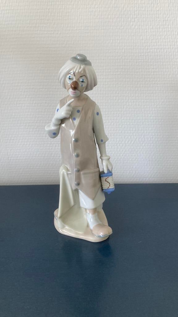 Puntgaaf Casades porseleinen beeldje (clown), Ophalen of Verzenden, Zo goed als nieuw, Mens