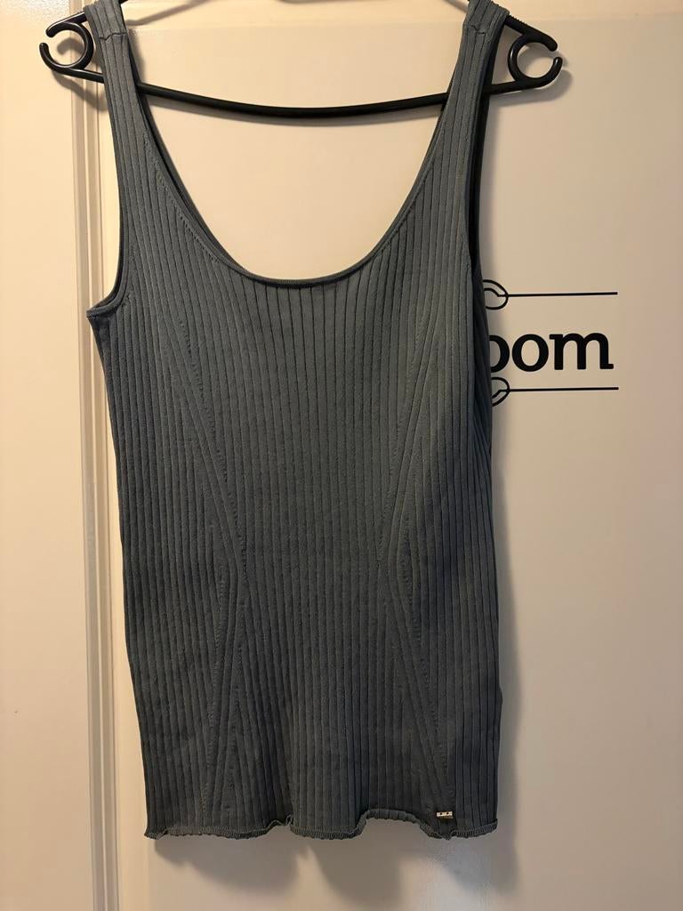 Ted Baker geribbelde top nieuw, Kleding | Dames, T-shirts, Nieuw, Maat 42/44 (L), Grijs, Zonder mouw, Verzenden