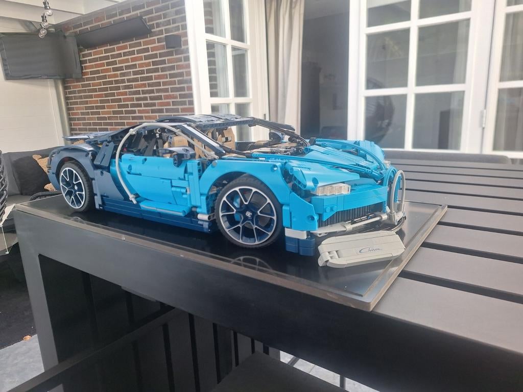 LEGO Technic 42083 Bugatti Chiron  met vitrine, Ophalen, Compleet, Lego, Zo goed als nieuw