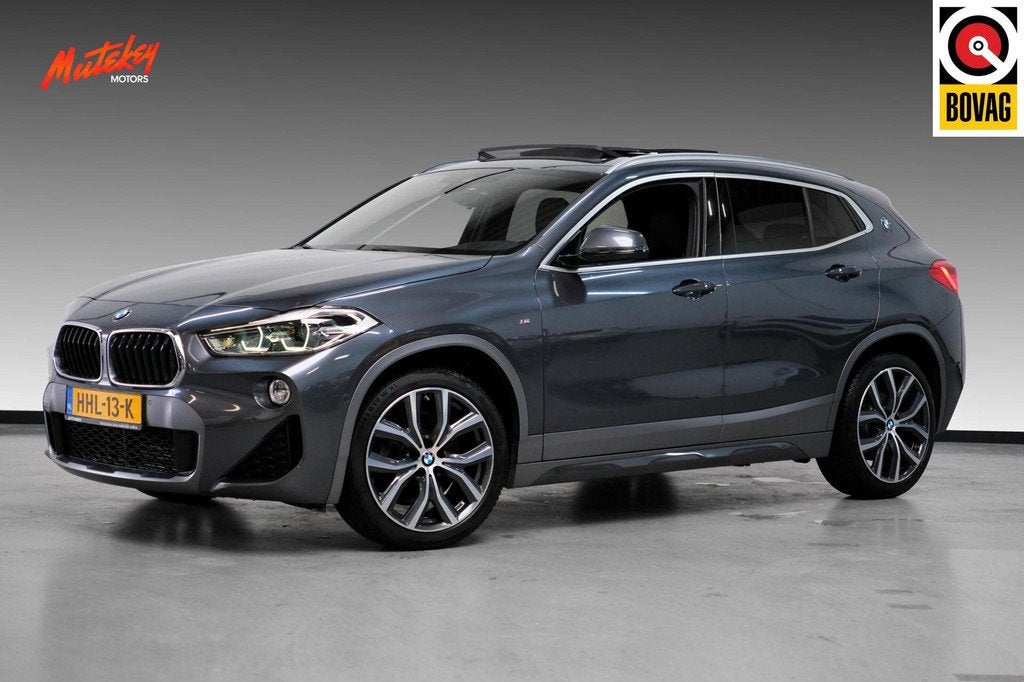 BMW X2 sDrive20i M Sport | Pano | Carplay | alcantara | HUD, Auto's, BMW, 1998 cc, 1435 kg, Alcantara, Bedrijf