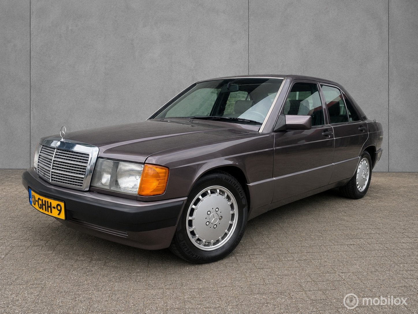 Mercedes 190-serie 2.0 E Airco/Aut/Schuifdak/Cruise control, Auto's, Automaat, Gebruikt, 122 pk, Bedrijf