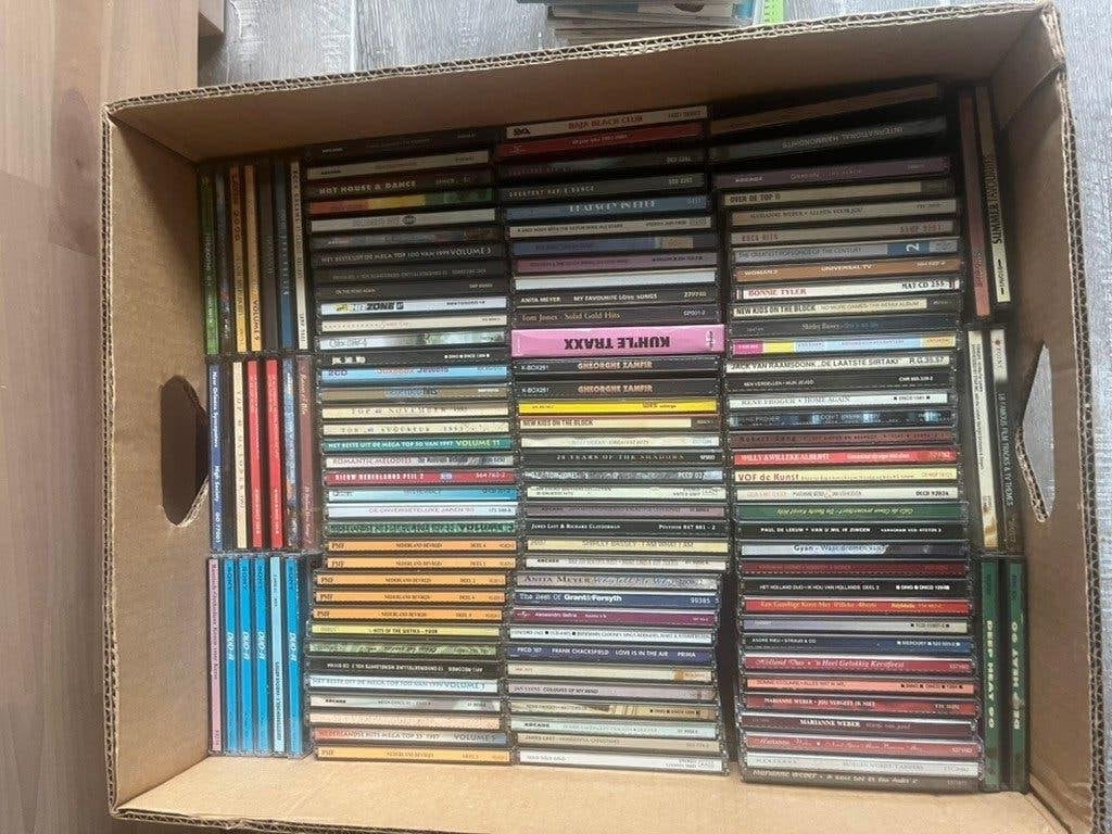 Ruim 150 cd’s – grote gemengde partij, Ophalen, Gebruikt